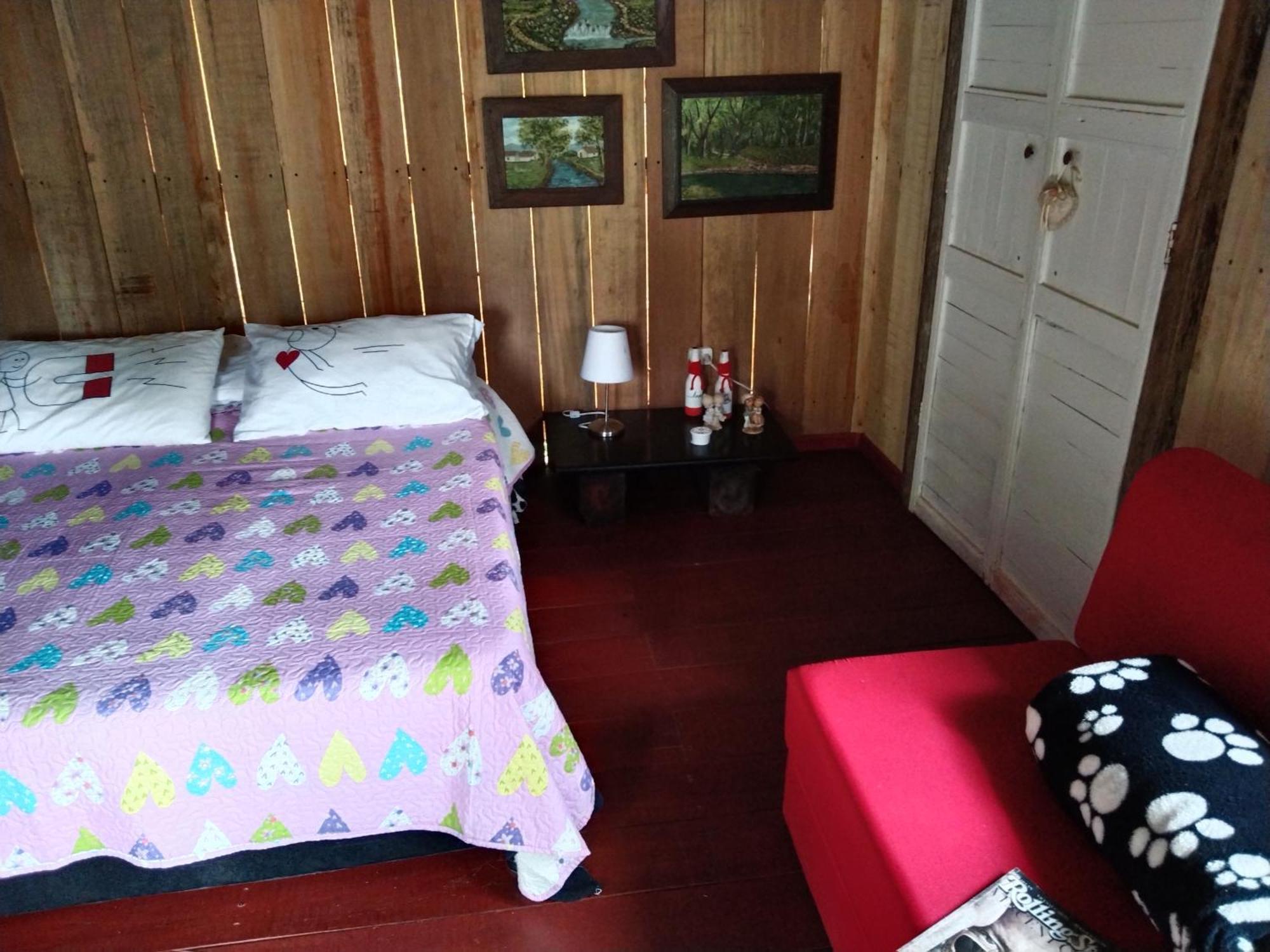 Tarragona Hostal サンタ・ロサ・デ・カバル 部屋 写真